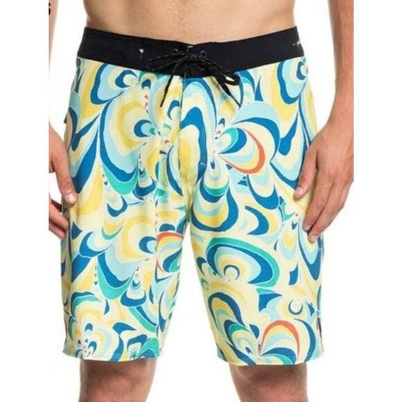 Quiksilver Highline Board Shorts Men’s 40 Y2K Psychedelic Surf Skate EUC - Picture 1 of 11